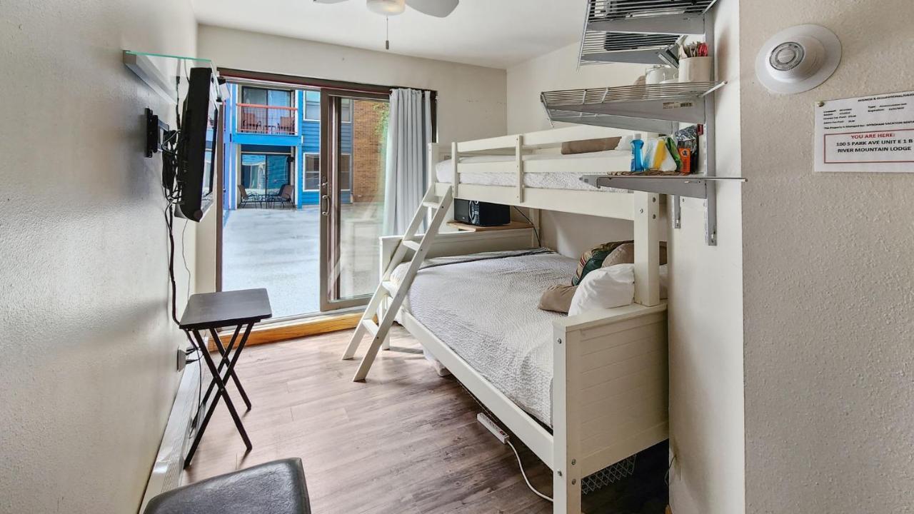 Cozy Studio With Shared Pool -3 Min To Ski Lift Breckenridge Exterior photo